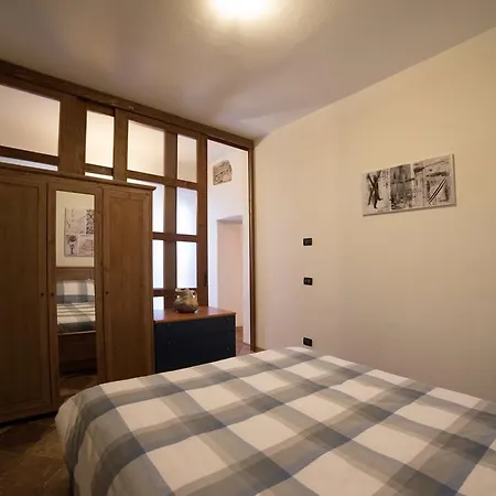 Lägenhet Casa Corte Rocca