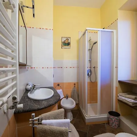 Casa Corte Alla Rocca * Arona