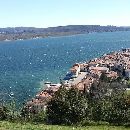 Casa Corte Rocca Lägenhet Arona