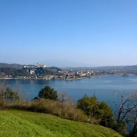 Lägenhet Casa Corte Rocca Arona